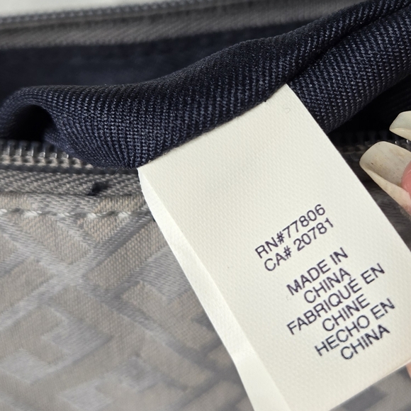 Tommy Hilfiger EUC tote bag double handles Large grey black - Picture 16 of 17